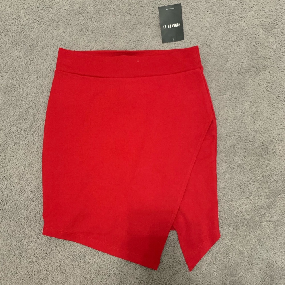 NWT Forever 21 skirt with slit